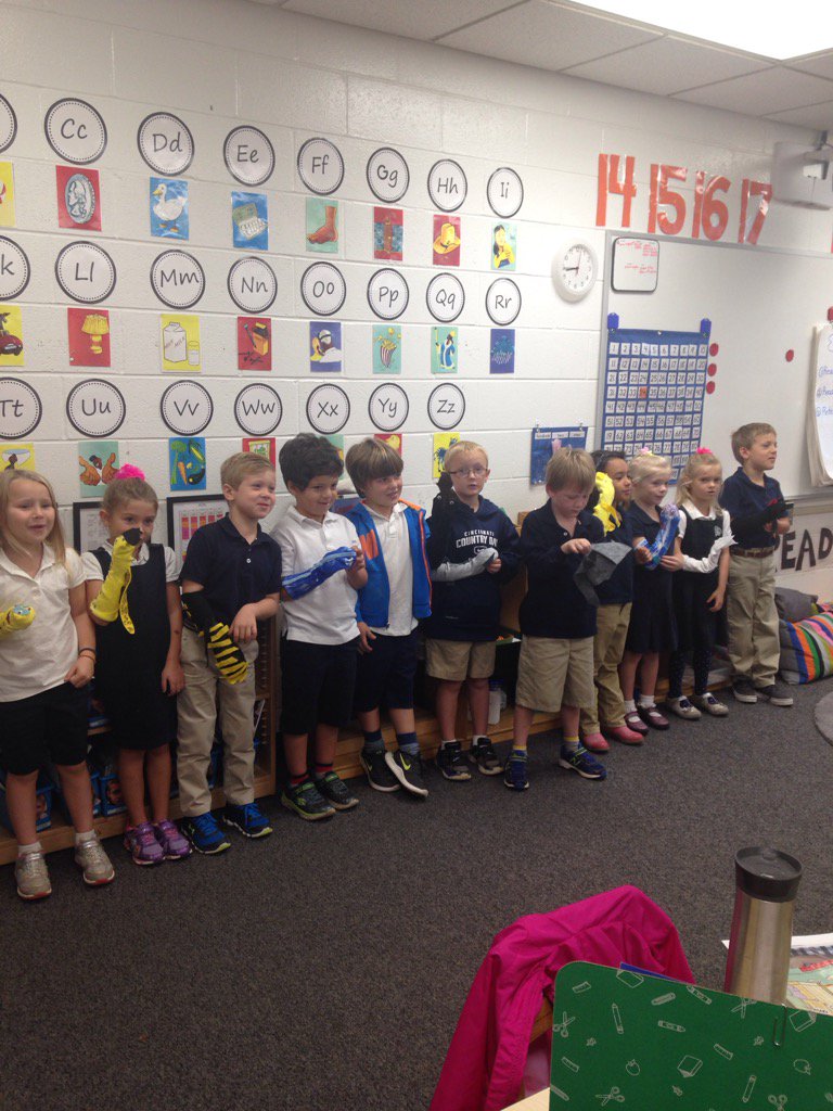 jencjensen5's tweet image. First presentation of the year for our Kindergarteners. They did a great job! #makinglearningvisable