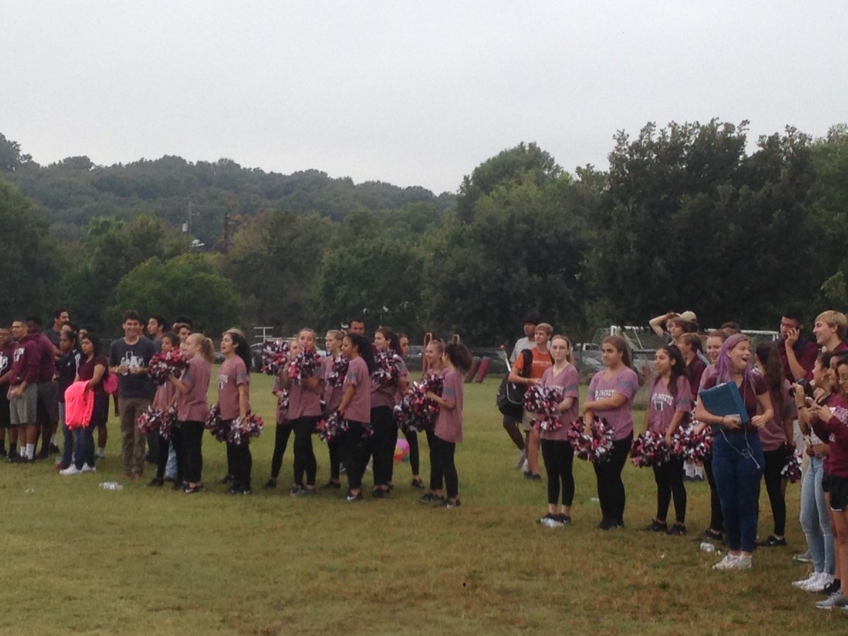 austinstuco's tweet photo. Our Red Jackets cheering on our powderpuff players! https://t.co/o5OeACgtQw