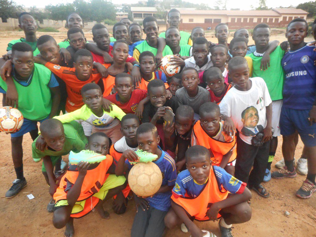 Great picture from our coach Armando who was back home in Ghana and took some of our lads old boots! #MesQueUnClub