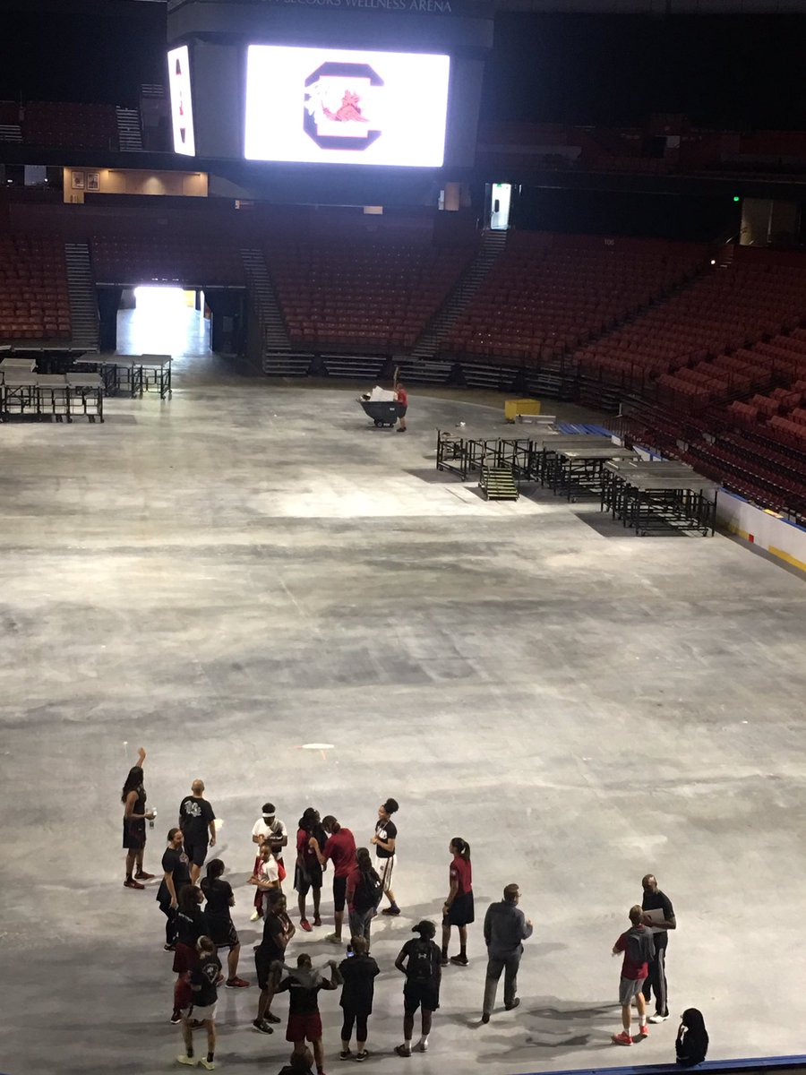 dawnstaley's tweet photo. @GamecockWBB happy to visit the site of @SEC WBB conference tourney in Greenville, SC. #bonsecoursarena https://t.co/3KpbHslpBi