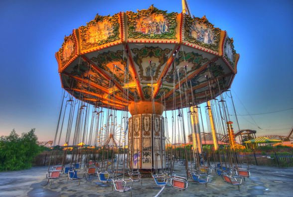WhereFirstCoast's tweet image. These 8 abandoned amusement parks look downright creepy. #TBT ow.ly/WdBy30354yK