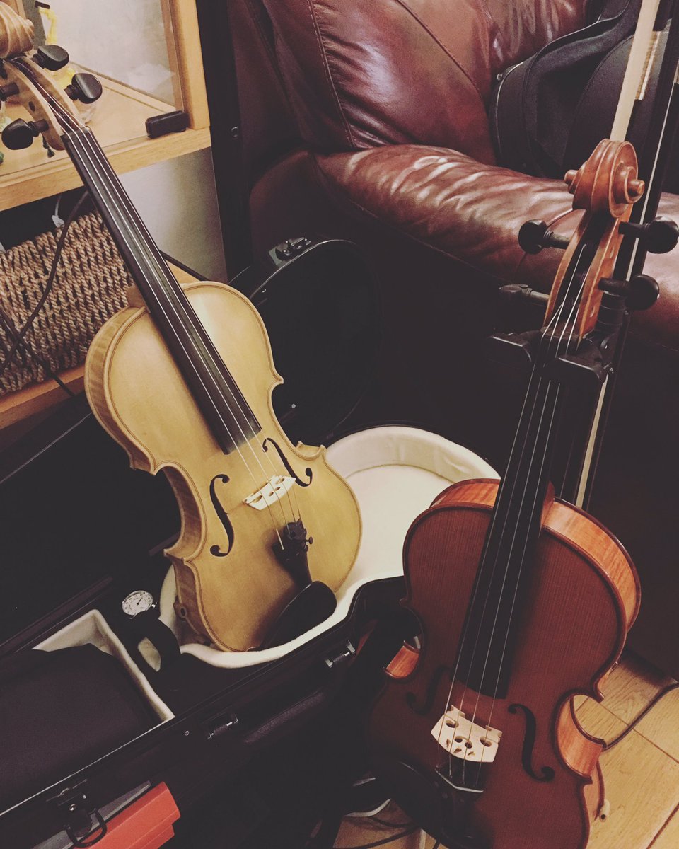 2 gigs on Saturday! We're playing at the Turvey Apple Pressing Day at 11:45am and at a charity gig for the Road Victim's Trust in the eve 😊