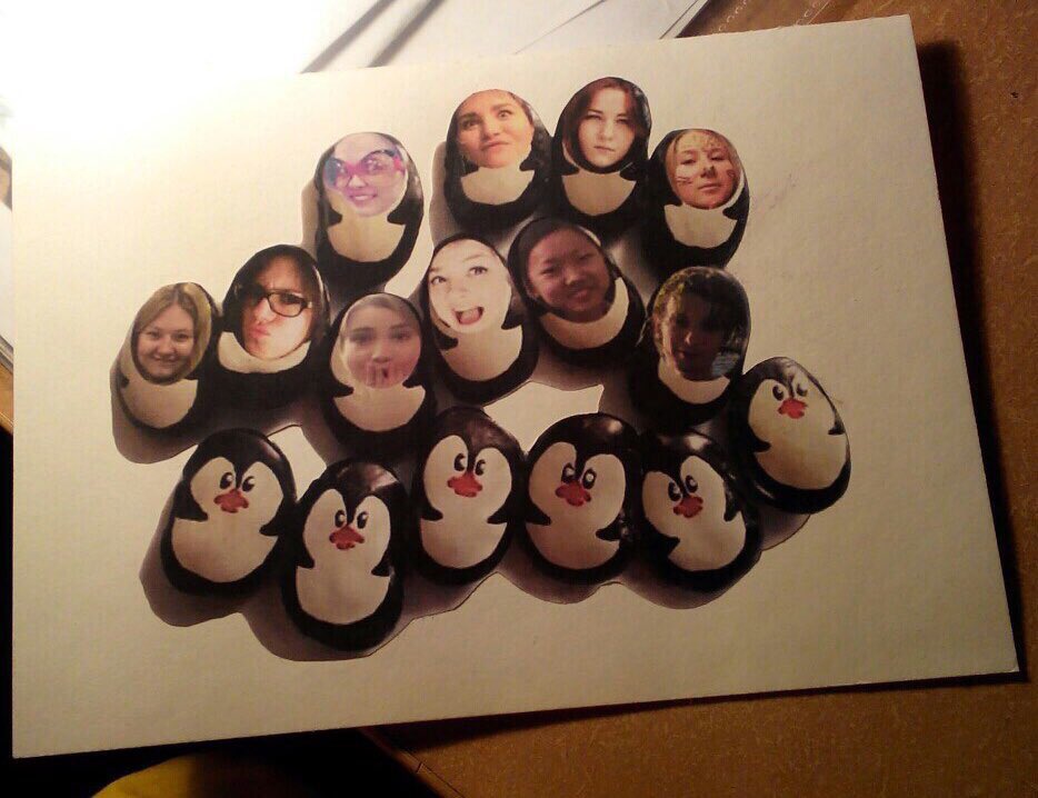 gaalyaaa's tweet image. группа придурков, или как мы поздравляем преподавательницу немецкого с др