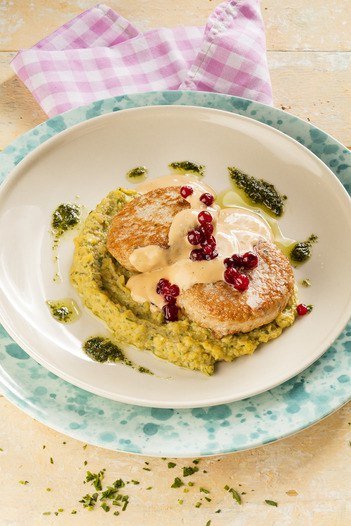 Новое меню в "Шоколаднице".❤
Попробуйте домашние котлеты из мяса индейки, курицы и куриной печени!