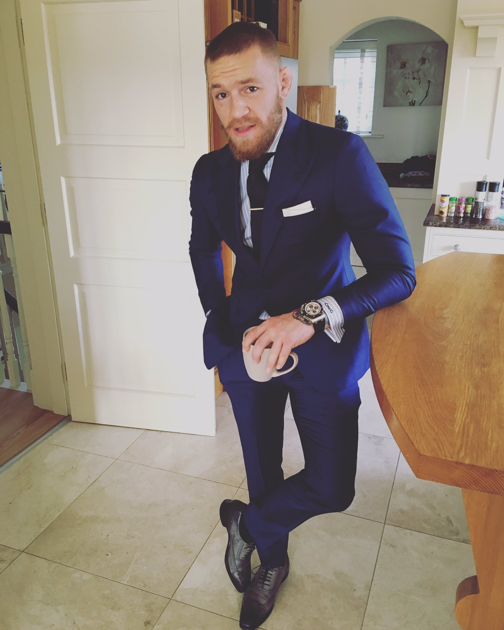 Conor mcgregor hotsell suits and shoes