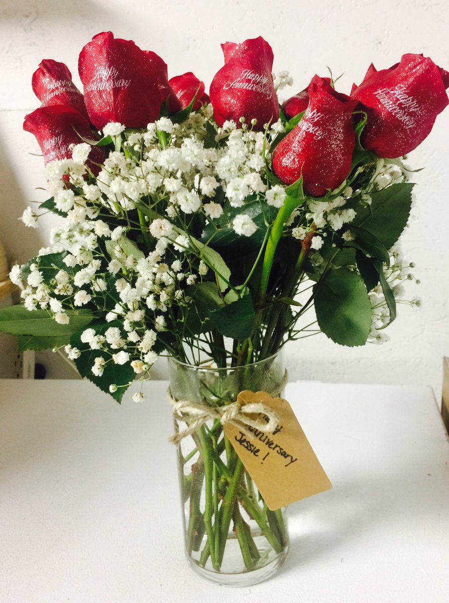 TheInkedRoseCo's tweet photo. #HappyAnniversary #EmbossedRoses #RedRoses #theinkedroseco https://t.co/z1XjKzUjWp