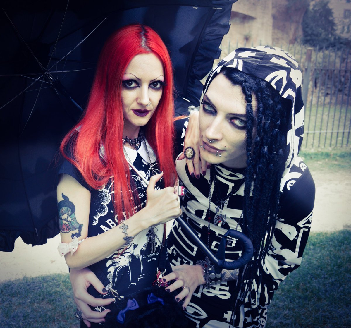 spectrumxband's tweet photo. Photography by @gabrielcyphre 
#spectrumx #null #nullifer #candybones #goth #musician #dreads #piercing #killstar #tattoo #wiccan https://t.co/GFYGc9l30o