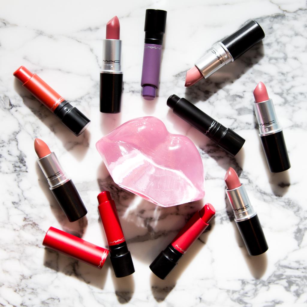 We're halfway through our Twitter chat with @MAC_Melissa_G from <a href="/MACcosmetics/">M•A•C Cosmetics</a> about all things lips. Keep those questions coming on #HBxMAC!