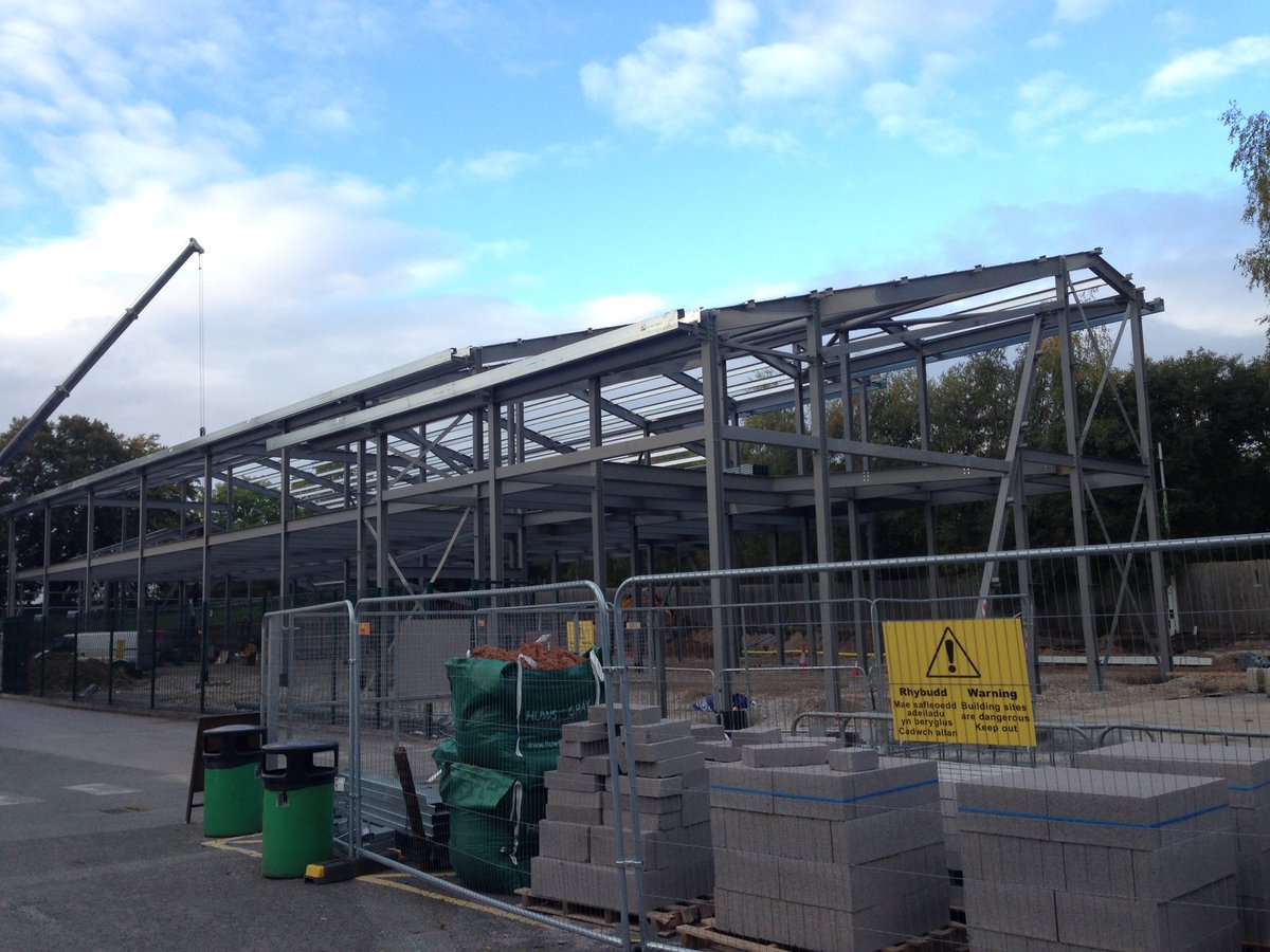 Cambriajoinery's tweet photo. Such a fast paced project, brilliant to have this right outside our classroom.@colegcambria @WynneConstruct https://t.co/SGkJ621hrl