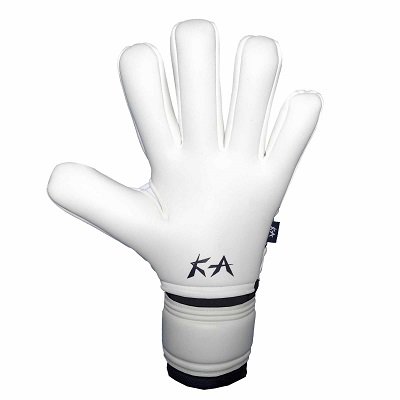 KAGoalkeeping's tweet photo. 4 Gloves Cuts Available in the New KA Collection. #RollFinger #NegativeCut #Hybrid #RollControl - https://t.co/GIqKRKvs0X #TrustInYourHands https://t.co/NxNl6IRdV4