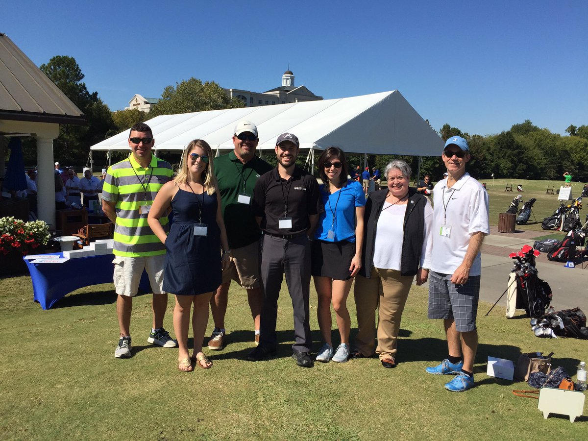 SMS_IT_Services's tweet photo. #sysmaint crew out in full force supporting #simclt! https://t.co/Kk8lPJd719
