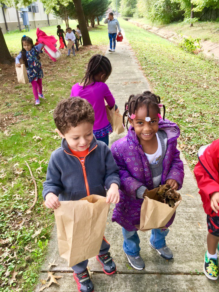 Went on a nature walk @ school this morning to collect early signs of fall. #science #seasonalchanges #MVWES #FECEP