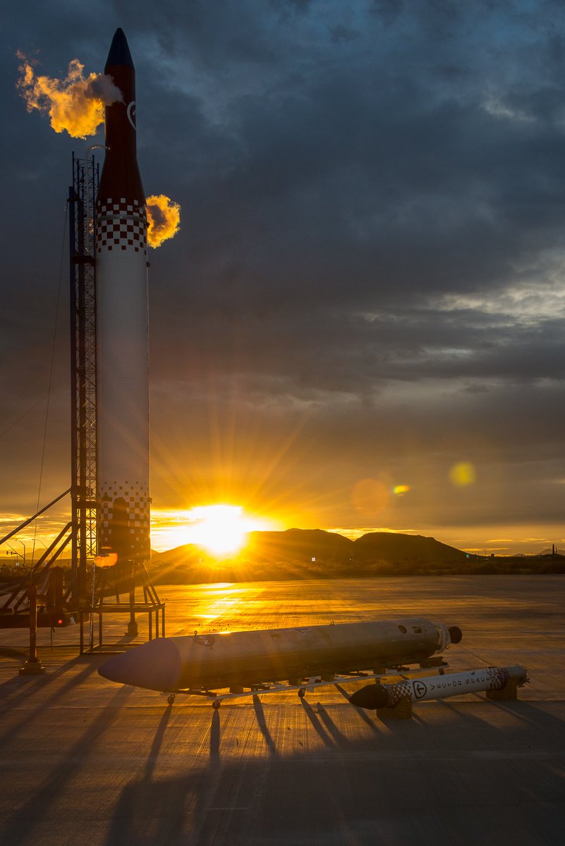 Space, the Arizona frontier: a corp HQ &amp; rocket mfg lands in Tucson 400 jobs <a href="/AZCommerce/">Arizona Commerce Authority</a> <a href="/DougDucey/">Doug Ducey</a> <a href="/SunCorridorInc/">Sun Corridor Inc.</a> bizj.us/1om7c6