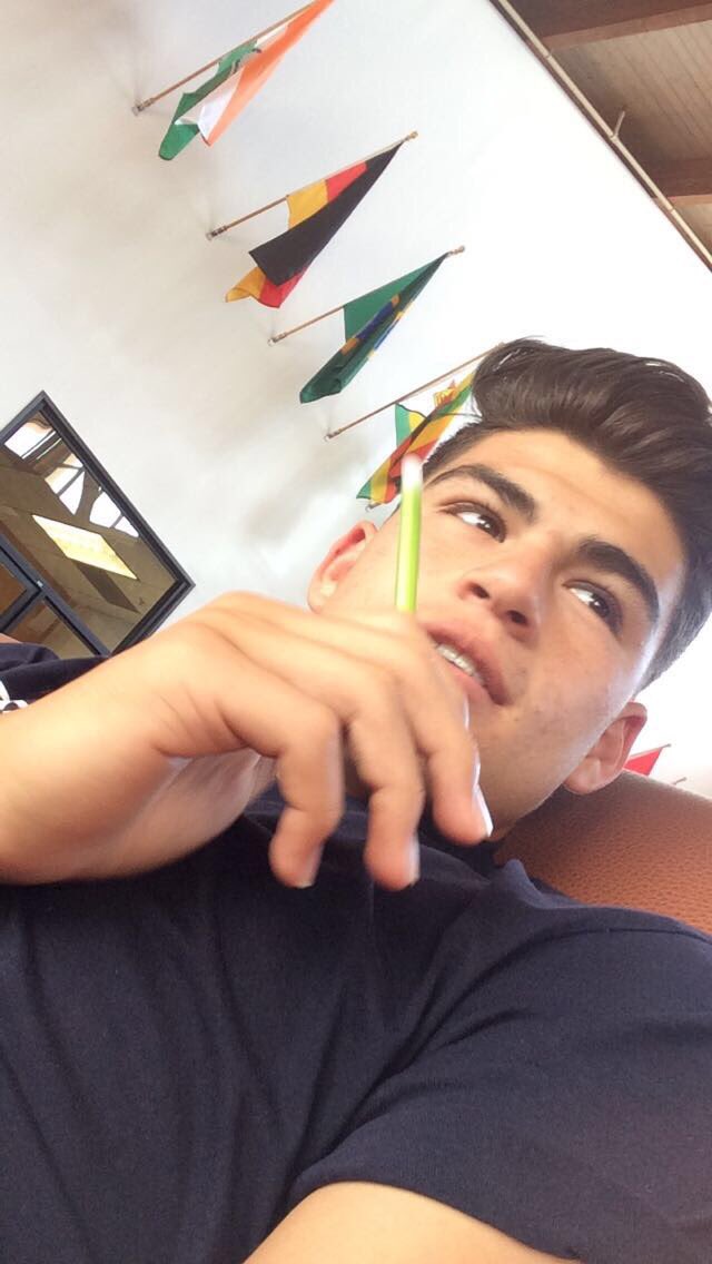 kallasangie's tweet photo. Happy birthday to my boy!! Blastiose gang๐๐ฝ#debitorcredit https://t.co/RWS1wGoviX