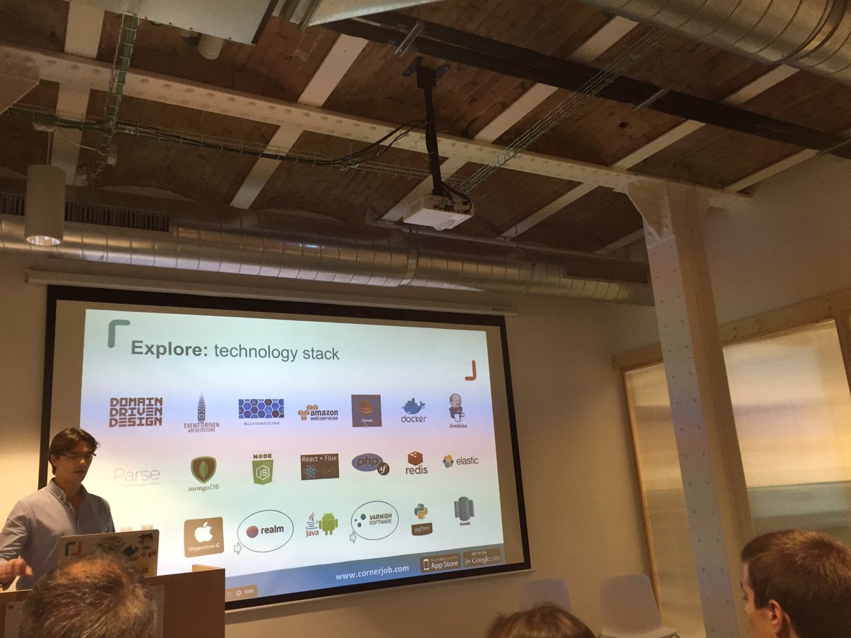El stack tecnologico de @cornerjob #cornerjobmeetup presentado por <a href="/pablodv/">Pablo dV</a>