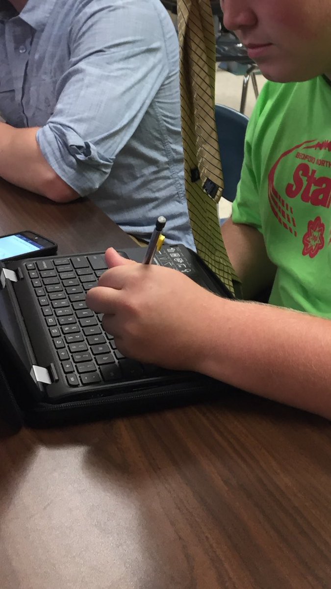 wil_doingstuff's tweet image. Wil taking a test in Science class