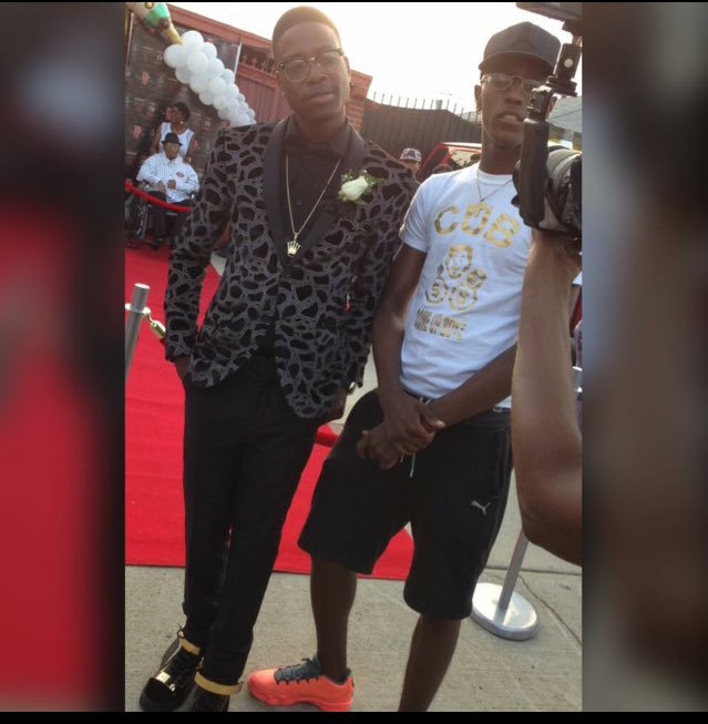 KingCity_Carlos's tweet photo. Man free my twin yelling #freereezy tell they free you man we miss u ๐ฏโ๏ธ https://t.co/Ta2f6F5UC6