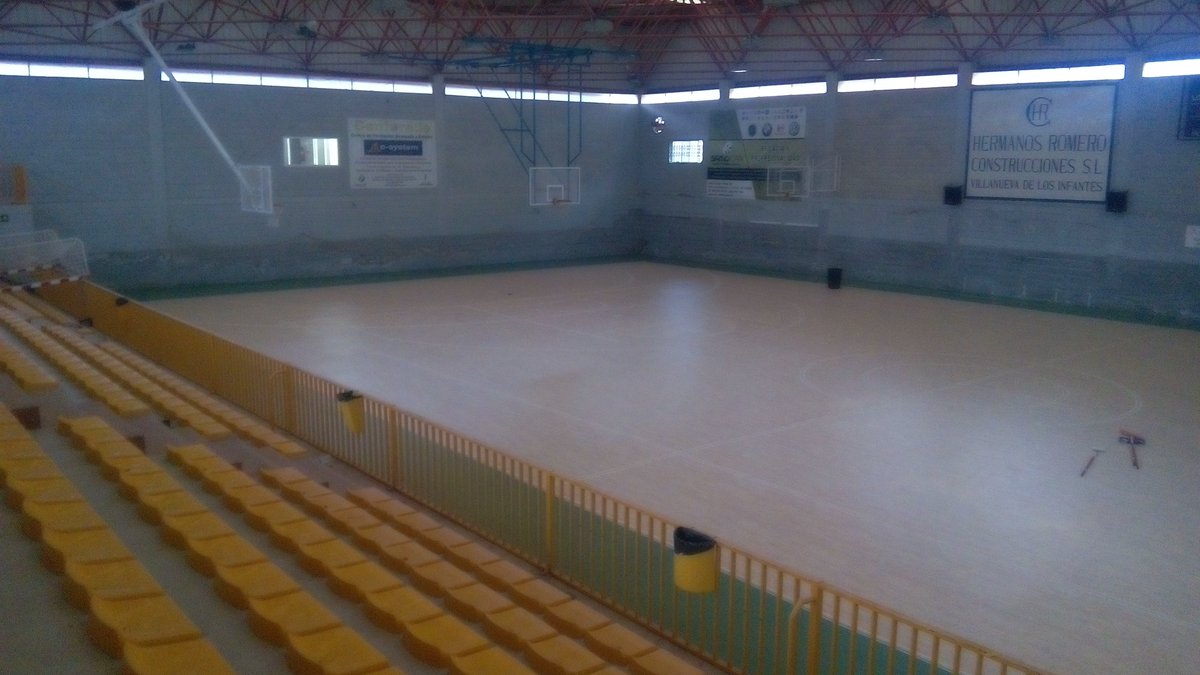 InfantesFS's tweet photo. ¡MALAS NOTICIAS PARA EL #InfantesFS! El partido no se podrá disputar en el Pabellón Municipal de Vva. de los Infantes. #GV2B #InfantesCerro https://t.co/LLJose1zN5