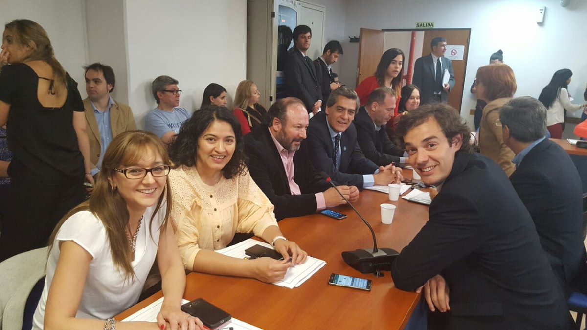 Comunicacionucr's tweet photo. #Ahora #Congreso reunión conjunta de seguridad interior, acción social y salud pública y legislación penal por cannabis para uso medicinal https://t.co/9pZSbWzDFu