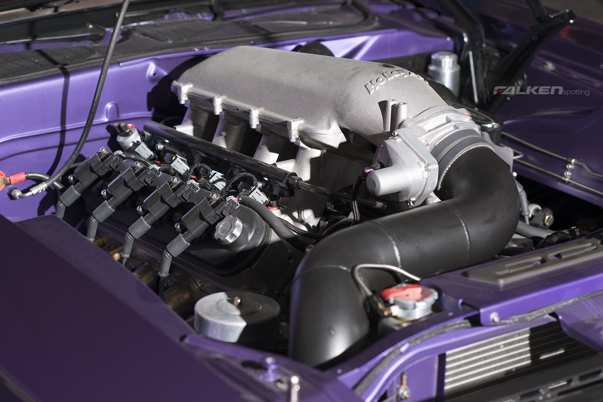 FalkenTire's tweet image. Is an #LSSwapped @officialMOPAR crossing the line? #LSSwap #LSEngine #LSPowered #MOPARorNoCar #Falkenspotting