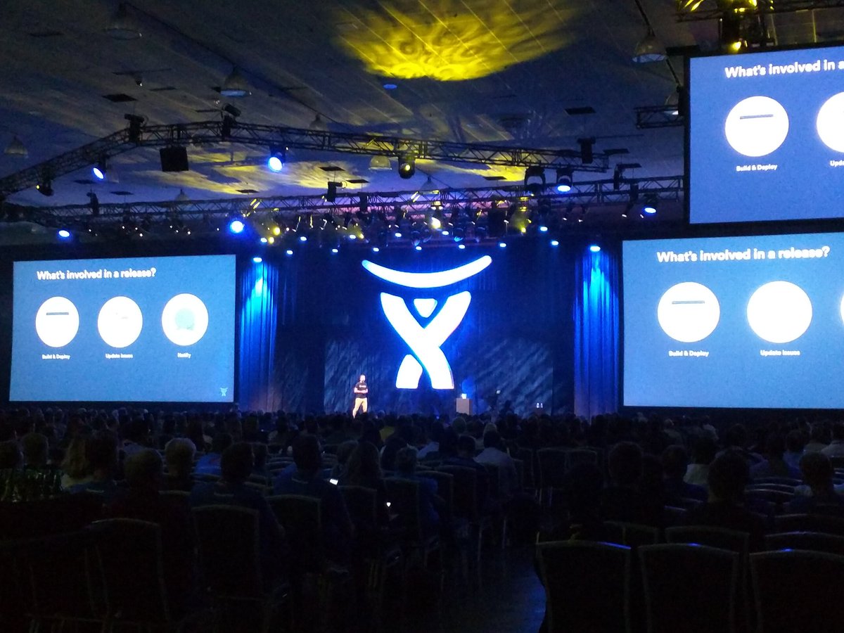 edave's tweet photo. Currently being blown away by @Code_Barrel's @knecht_andreas on stage at @atlassian #Summit16 https://t.co/jCEjq2h6Zb