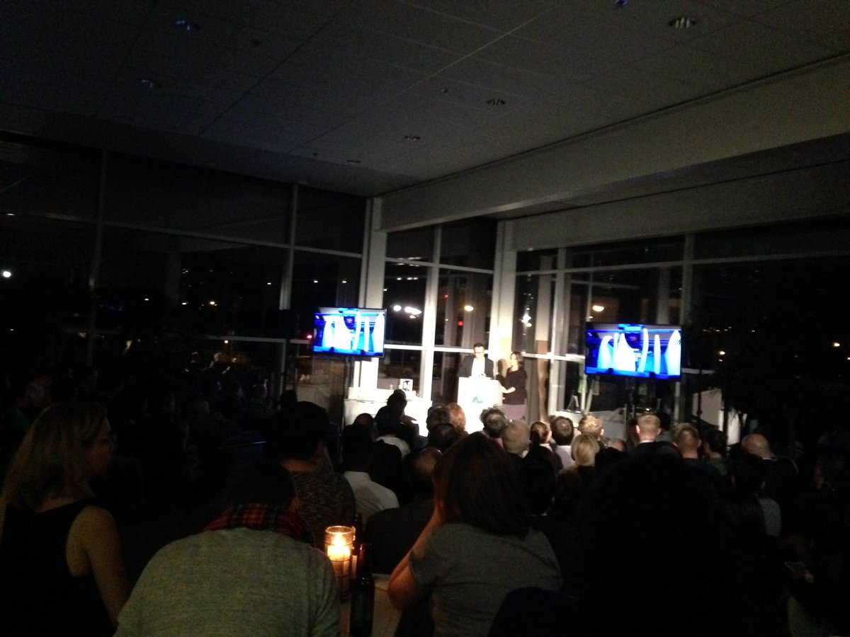 Vanessa_Fong's tweet photo. Packed house tonight for the 2nd annual #OAAnow lecture series featuring @DenegriBessai ! https://t.co/9mXA8oajG2