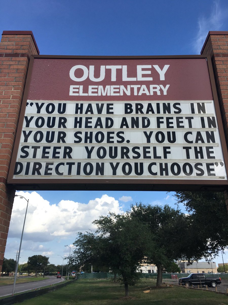OutleyE's tweet photo. Marquee mania @AliefISD #marquee mania https://t.co/oOldIKP719