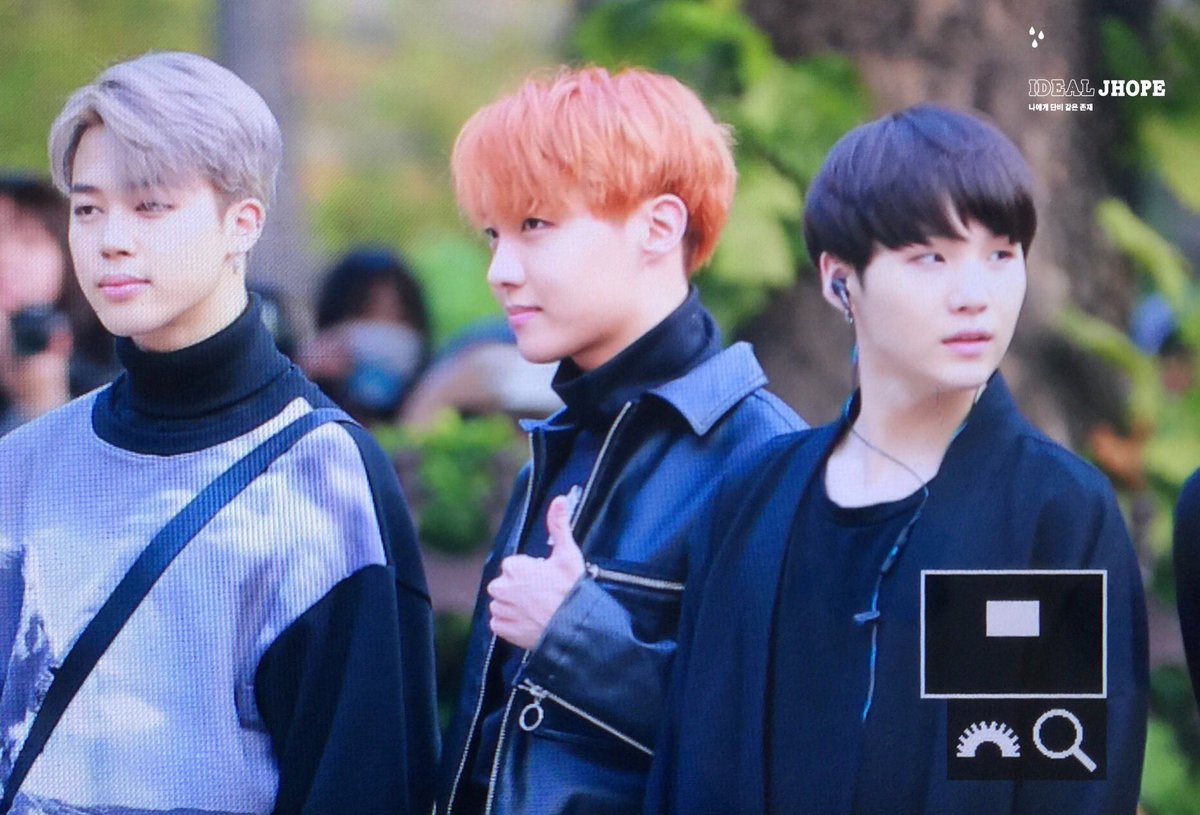 161014 뮤뱅출근 #방탄소년단 #제이홉 #정호석  <a href="/BTS_twt/">방탄소년단</a> 🍃