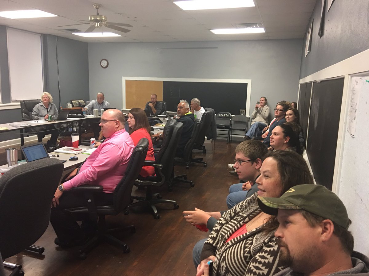 SpartaMiddle's tweet photo. Great job by Ms. Lafferty's students sharing their recent activities with the BOE. Thankful for great parent support! https://t.co/ohy5Ki8pZv