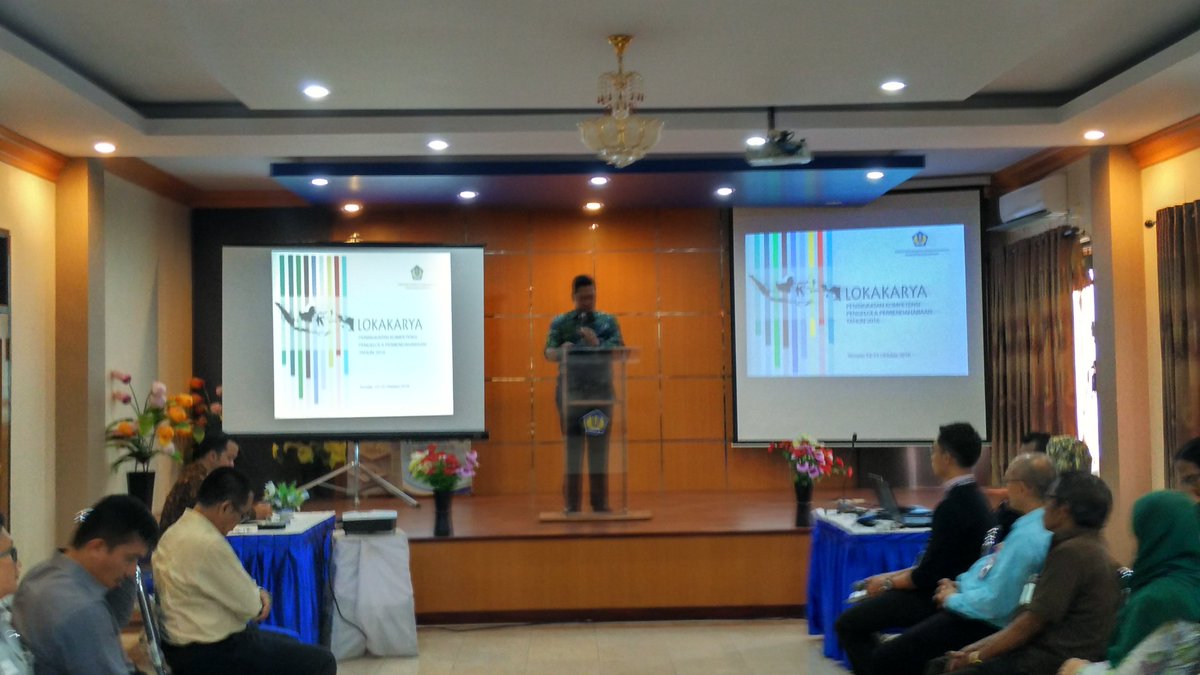 Pembukaan Loka Karya Kompetensi Pengelola Perbendaharaan 2016 kerjasama @DjpbnMalut dan BDK Manado