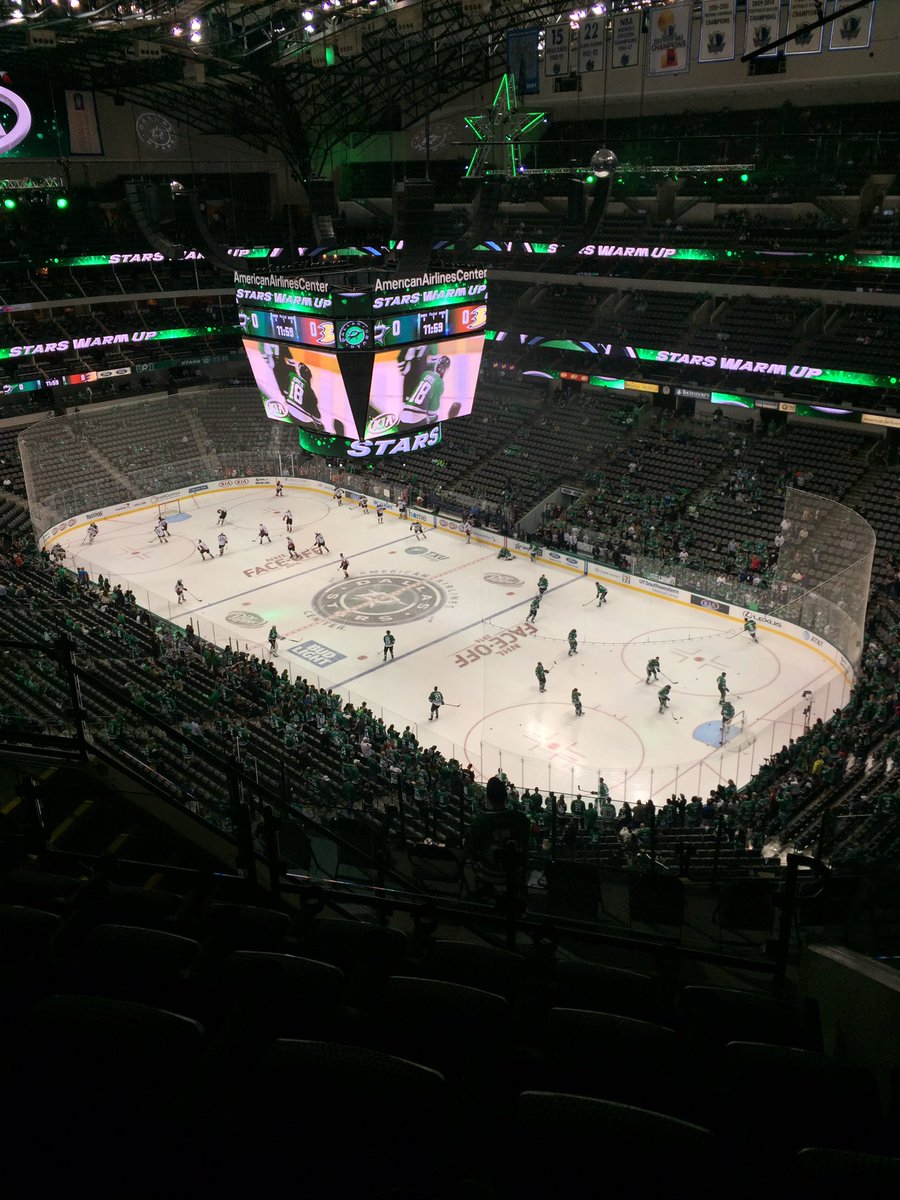 mooterus's tweet photo. Mooterus is at the AAC to look over @DallasStars fans.. and to punch Ducks' fans in the throat. #GoStars #KBLM https://t.co/j5btY3Gd8B