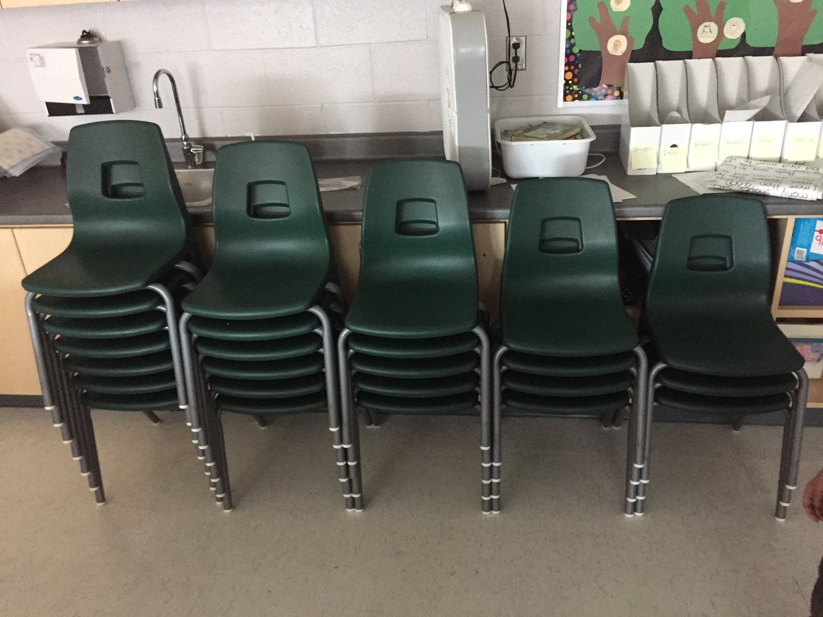 Mrs. Dodge tweet media