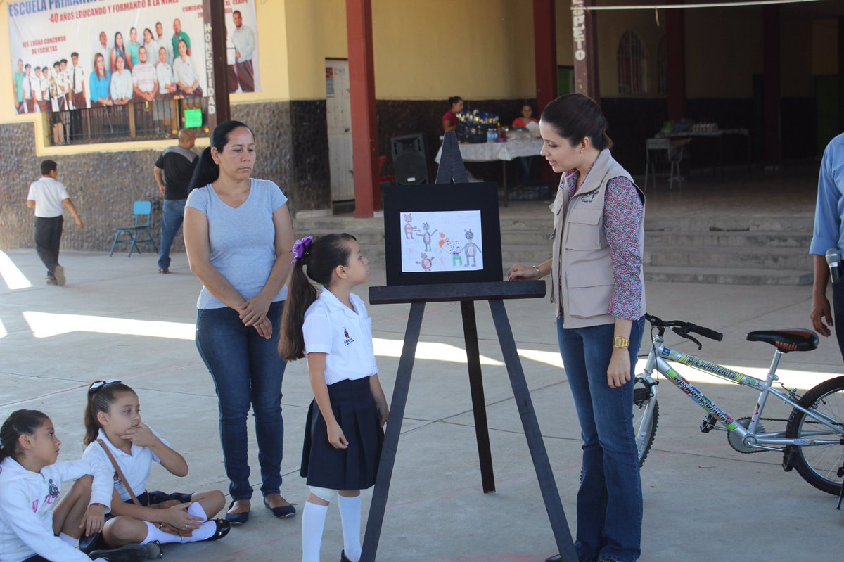 Prevencion_Sin's tweet photo. Abril de la Prim. 20 de noviembre de #Choix, es 1er. Lugar del concurso de Dibujo #LetrasYValores #ValorArte @gobsinaloa https://t.co/zd9ZdUq50K