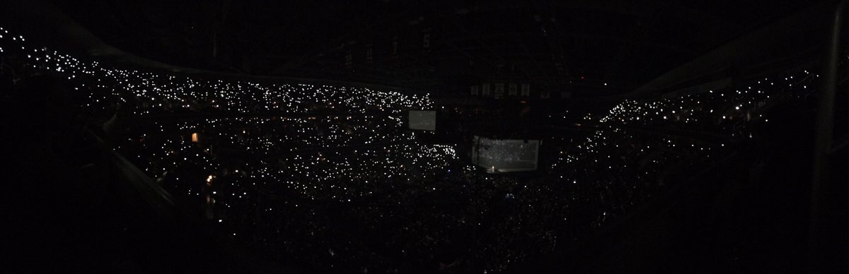 bflosenrab's tweet photo. #AdeleLive2016 #adeleindc #adeledc #adele https://t.co/YYF3TswLjB