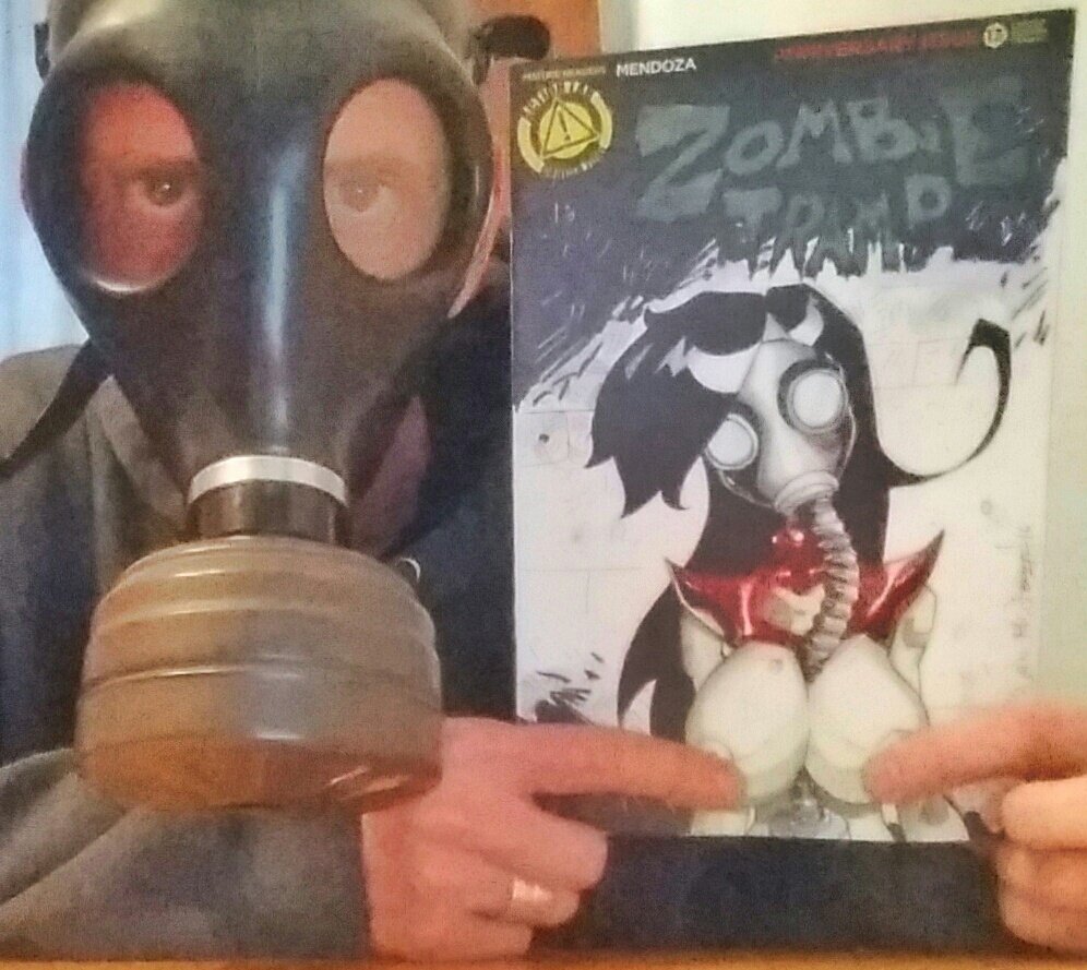 PointsReilly's tweet photo. Awesome #danmendoza cover for #zombietramp from nyccomiccon thanks @SEPH23 for getting me it and @zombietramp for rocking it love your art https://t.co/LVmqRMe59z