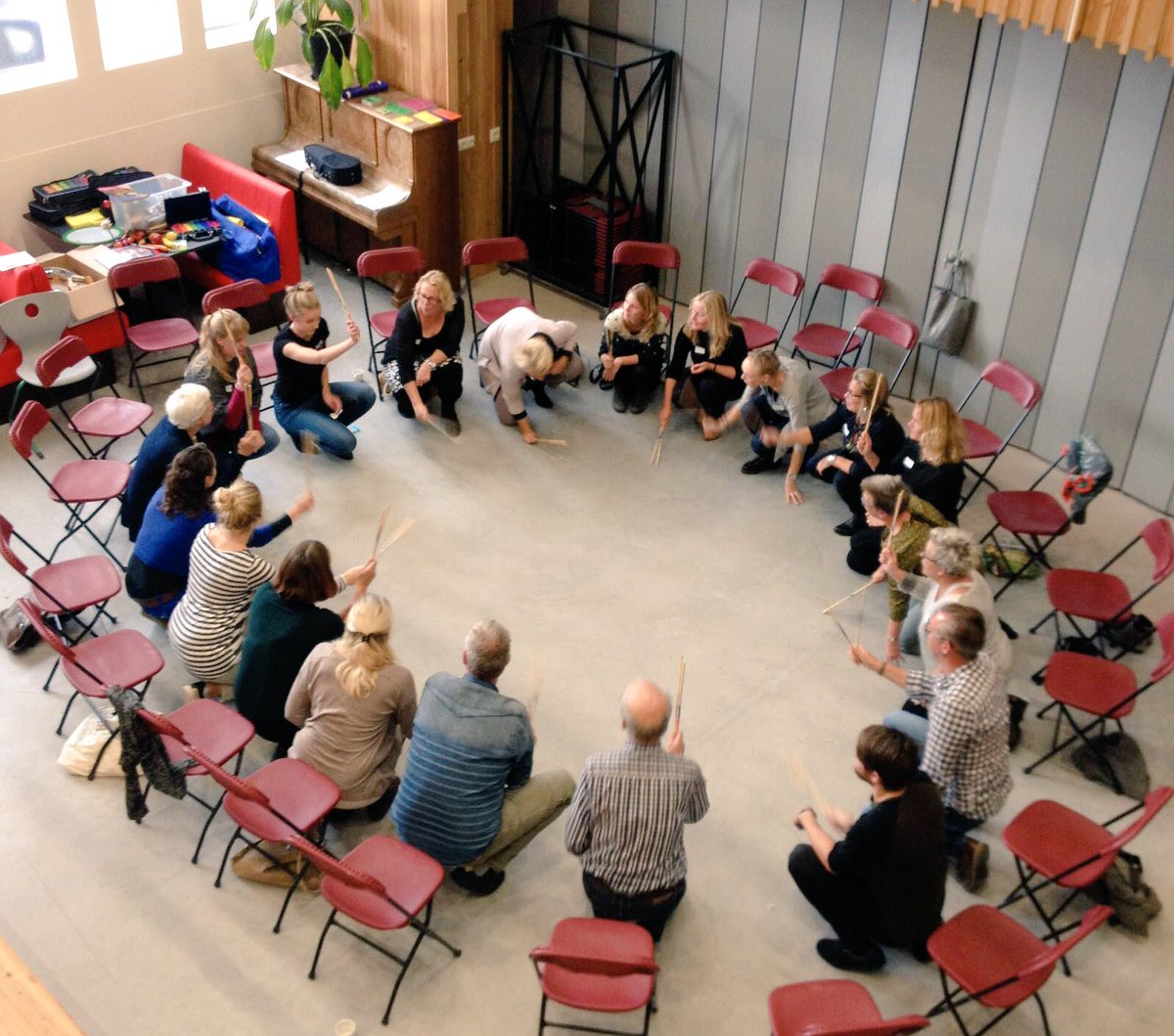 Priya_Keet's tweet photo. Start van een muzikaal schooljaar @leeuwardenstad met @KunstKade en @AslanMuziek ! #aslantraining #muziektalentexpress #opmuziekkunjerekenen https://t.co/GfpzjQZoOd