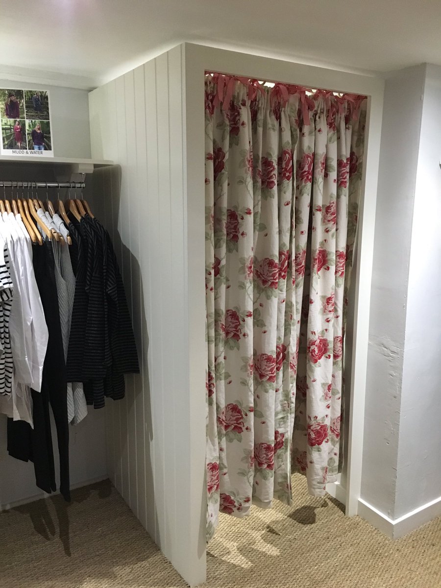 roseboutiques's tweet photo. @3bellfurniture Changing room all looks great - thanks again https://t.co/EGswnhpZJ6