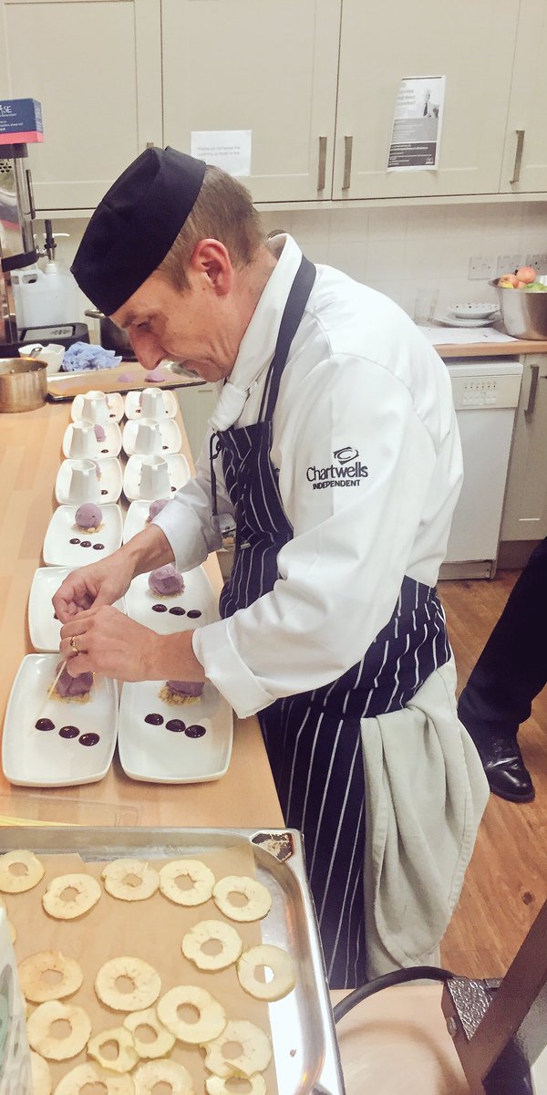 LauraKathaleen's tweet photo. The legend hard at work @RickyAdlington Governors leaving dinner 2016 @ChartwellsInd https://t.co/8qA9uk0r4X