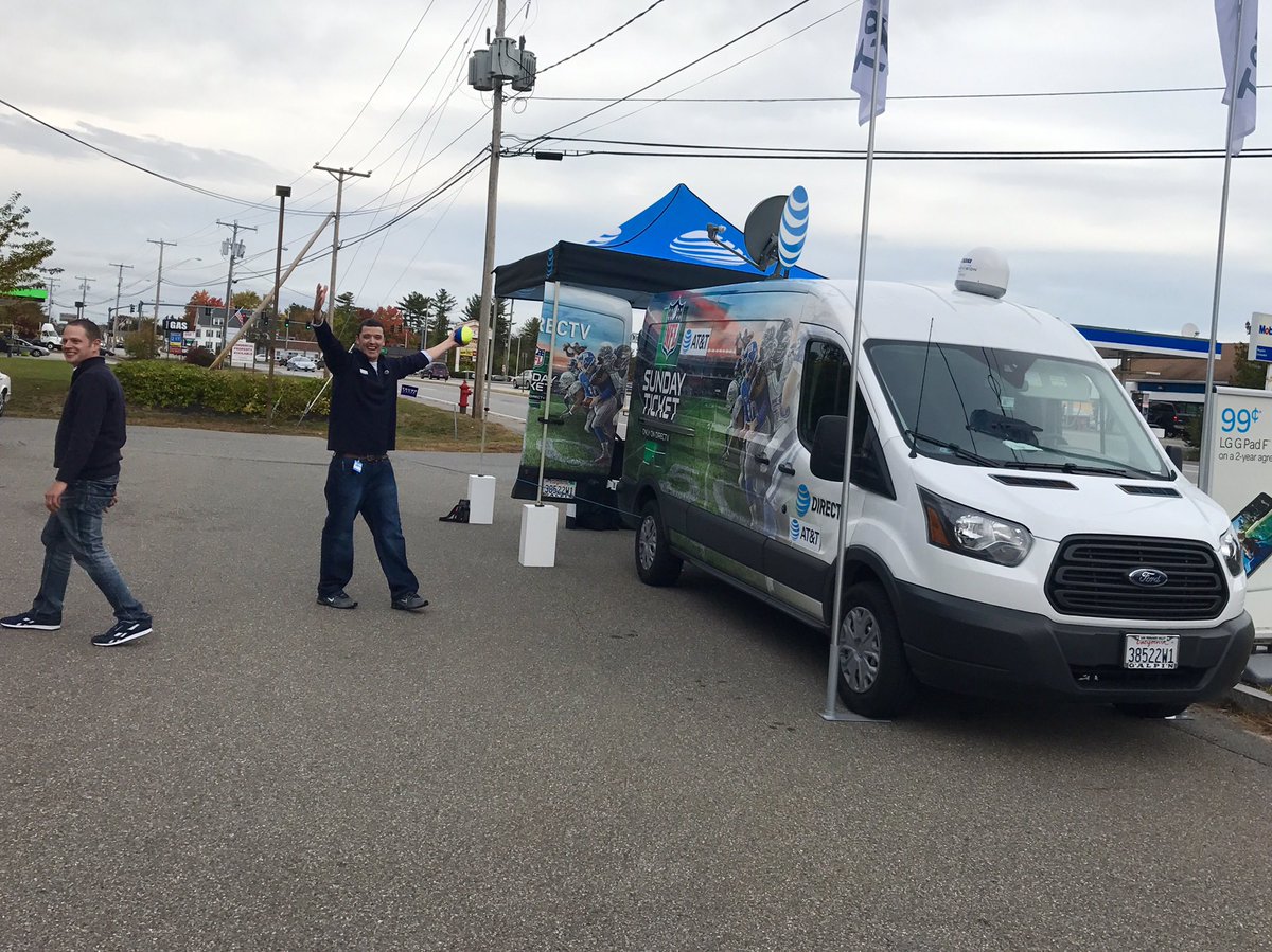 melwhiteman0825's tweet photo. Sean Parkinson and Somersworth Team throwing the ball around! @WalshWarriers @LiveFreeOrDL @TheSoMoWorth https://t.co/flm4lKmS5O