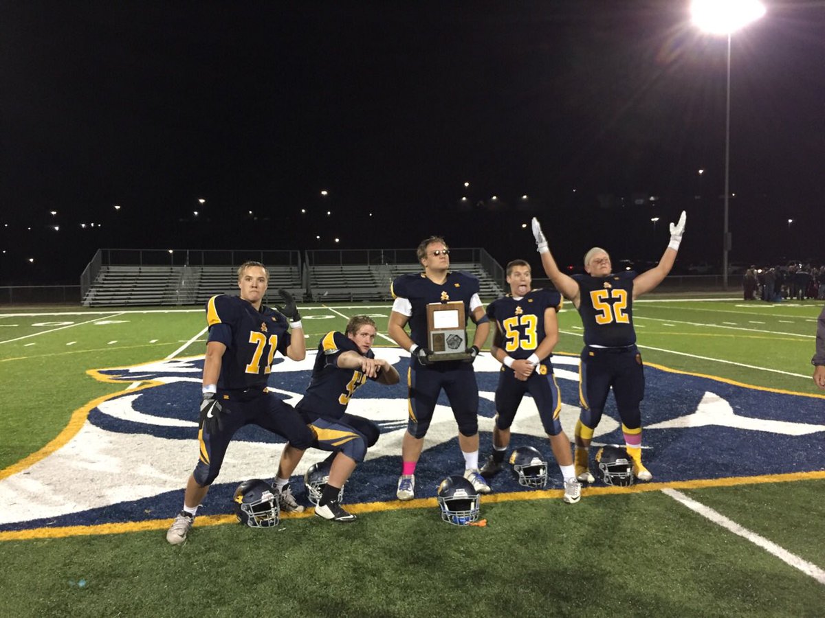 memedaddy98's tweet photo. The Great Wall getting that Region Title https://t.co/ytYvLfsUU2