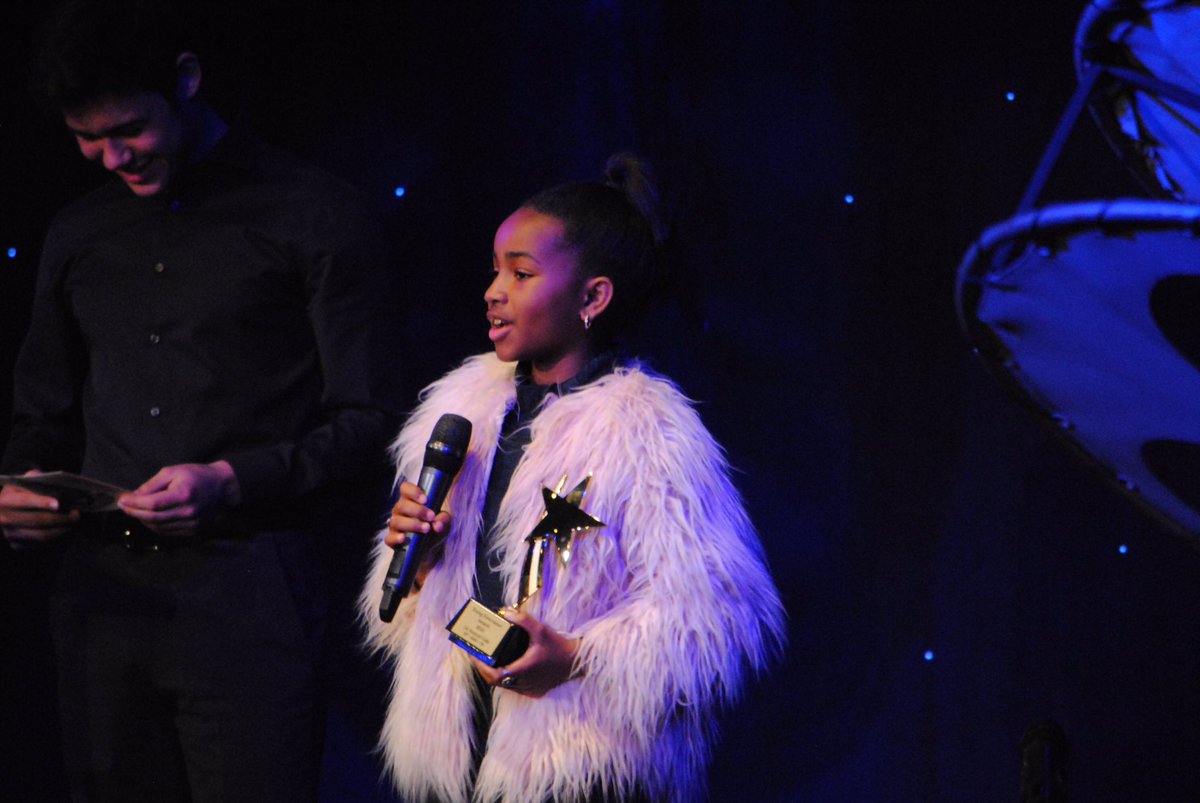 YEAAWARDS's tweet photo. Happy late #birthday .@TheRealLaylaC #TBT #yeaawards #yea2016 #supportyoungentertainers #thenowgeneration #younghollywood #minioscars https://t.co/7VArAqvb0g