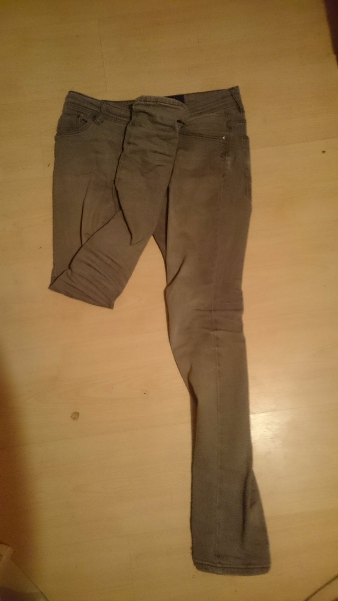 Ruler Of All Pants tweet media