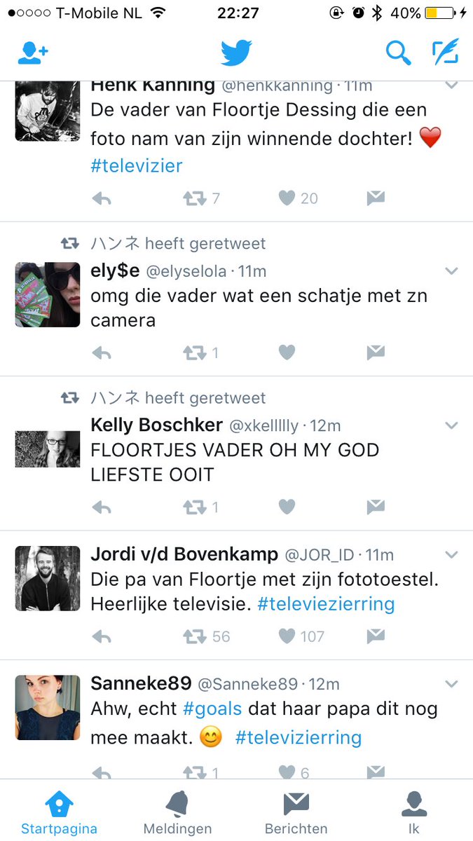 H0LA_BITCHATO's tweet photo. #floortje #vader #fototoestel #televisier #goals #squad #cute https://t.co/ivTrgukVo9