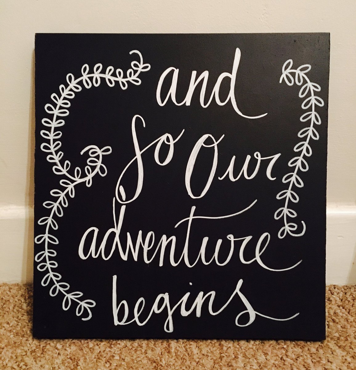 cheshirechalk1's tweet photo. Late night doodle on a spare price of chalkboard #andsoouradventurebegins #wedding #chalkboard #love #font #handwrighting #doodles https://t.co/him2H2Jzxy