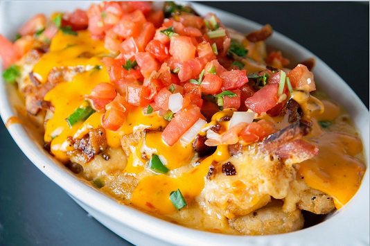 grilledcheeseDC's tweet photo. Happy Hour! Did you know that includes food, too? All our appetizers 25% off like these Loaded Tots #dc #HH #thirstythursday #goldentriDC https://t.co/SwqHATiBhI