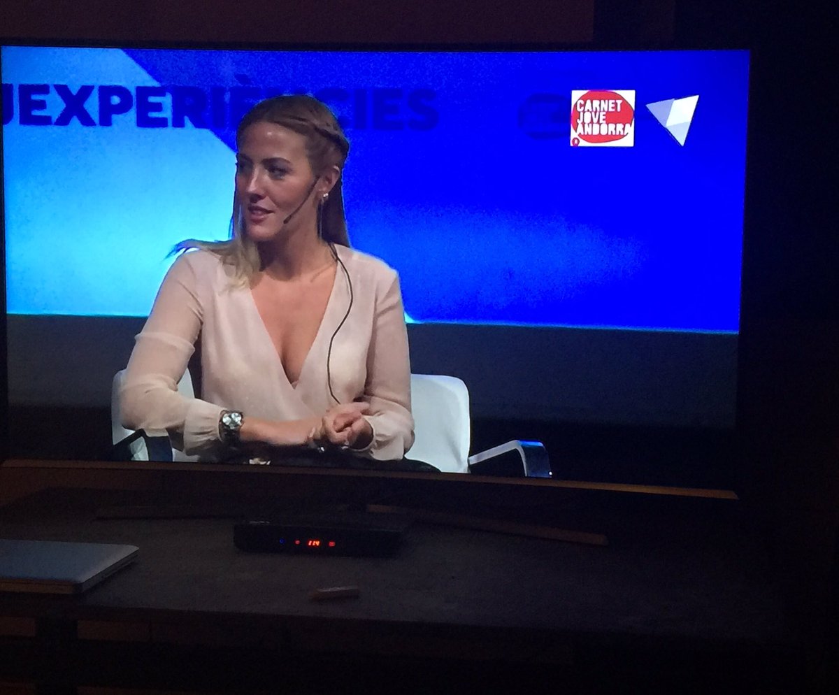 stylelovervicky's tweet photo. Ego moment, now on TV, me @rtvandorra #CJexperiencies #tv @CarnetJoveAND #carnetjove #carnetjoveandorra #egomoment #coferencias https://t.co/1Ag0um0KGZ