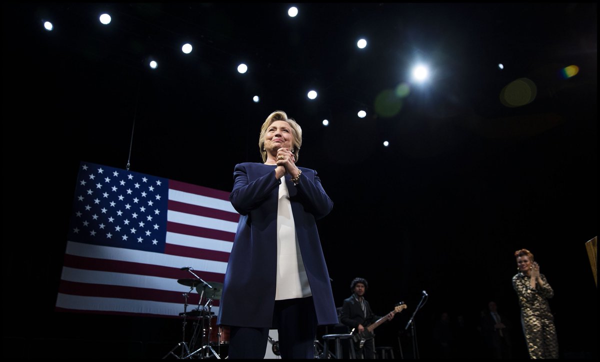 dougmillsnyt's tweet photo. .@HillaryClinton making remarks at a fundraiser in San Francisco. https://t.co/tcRp3zNbKb