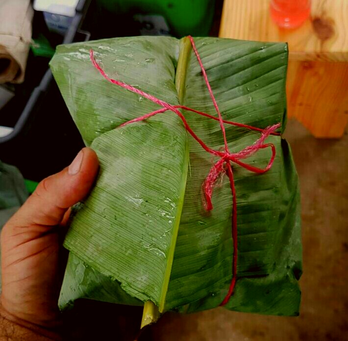 ranchodeboor's tweet photo. MONO CON #CodillodeCerdo #AHUMADO #SMOKEHOUSE, arroz y tajadas maduras en la FINCA DIVALA de John Gregorio Fillis https://t.co/tO3zJuOVQp