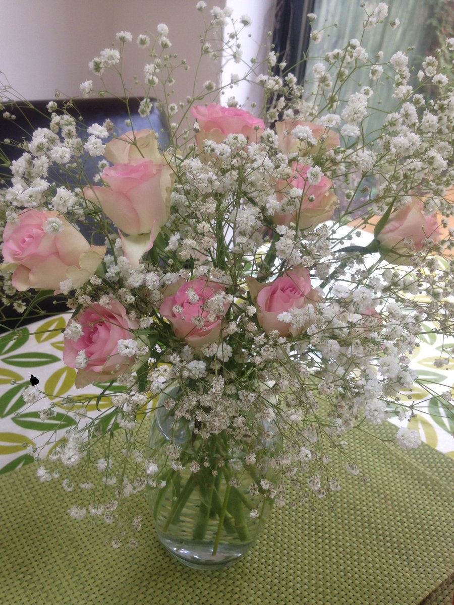 DarlingBeautyJe's tweet photo. When a friend gives you flowers
💕 https://t.co/sX4EE7LEF0