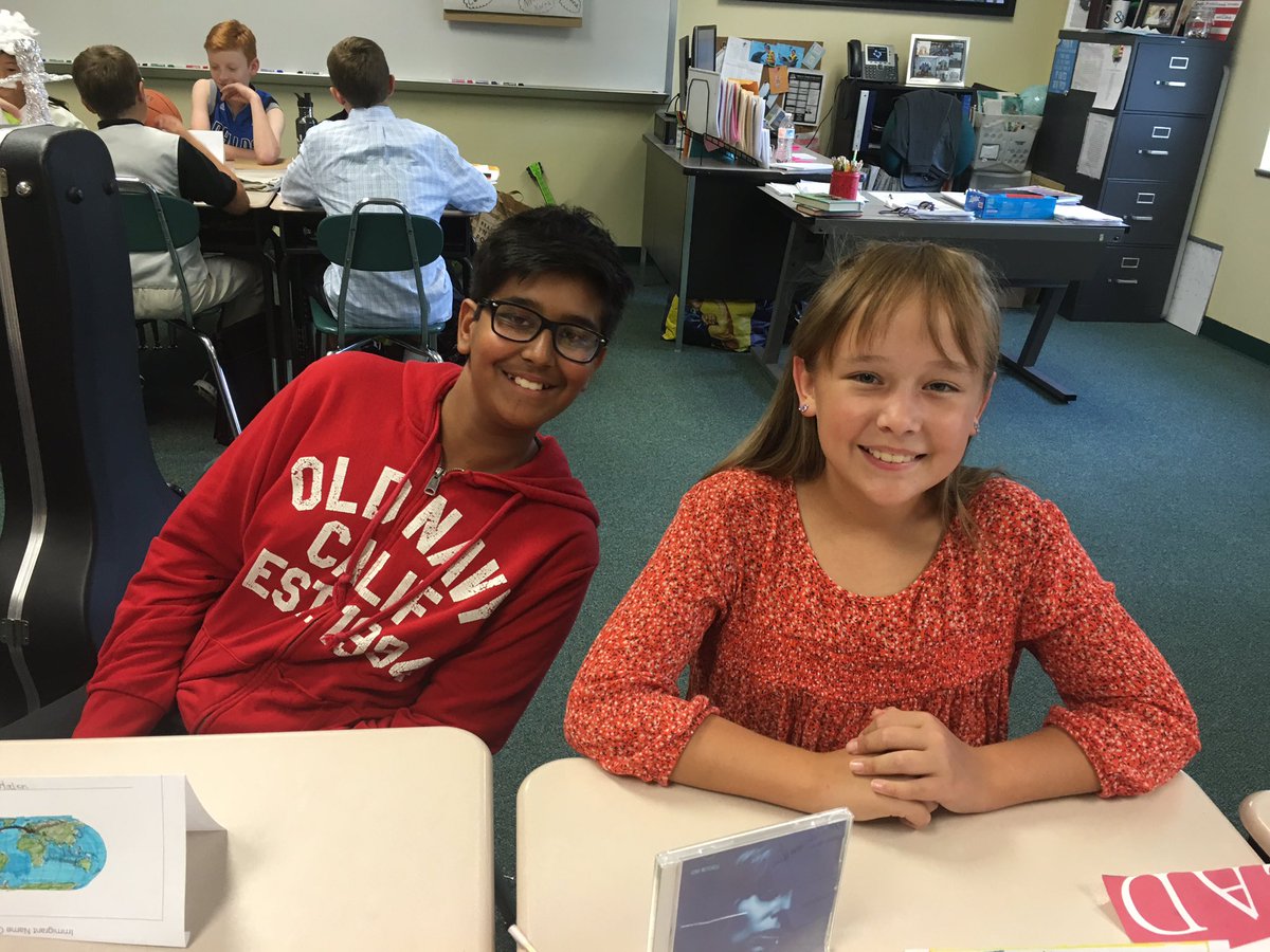 Dale_Suther's tweet photo. #ImmigrationProject #humanities @cailletEIS @MrsAldridgeEIS @EubanksDragons https://t.co/YZCuaosDV0